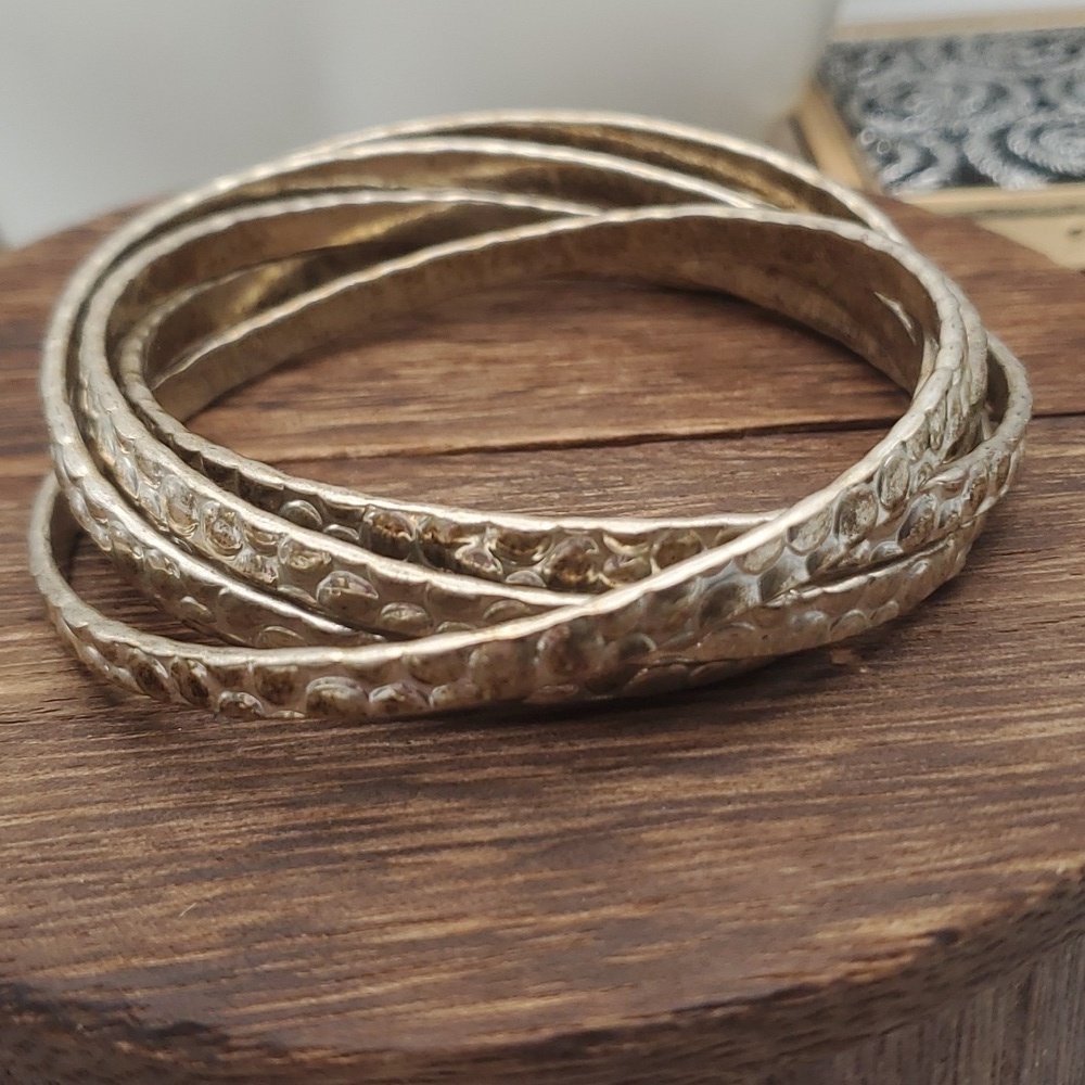 Moccasin‎ textured metallic bracelet bangle bunch B1939